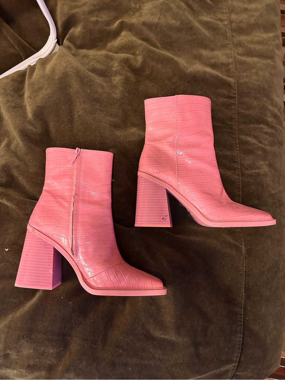 Women's Circus by Sam Edelman Pink Croc-Embossed Block Heel Ankle Boots